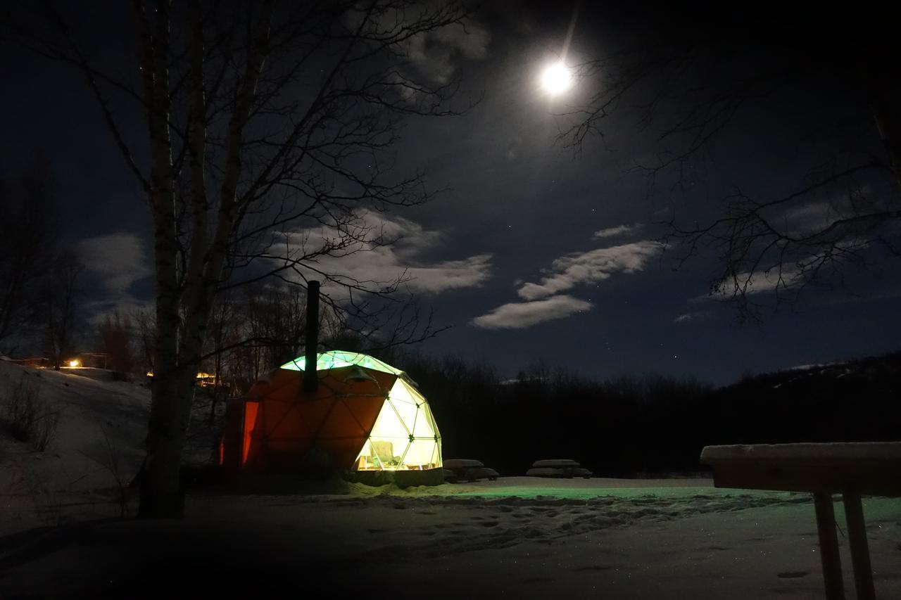 Hotel Wild Caribou Dome Lakselv Exteriér fotografie