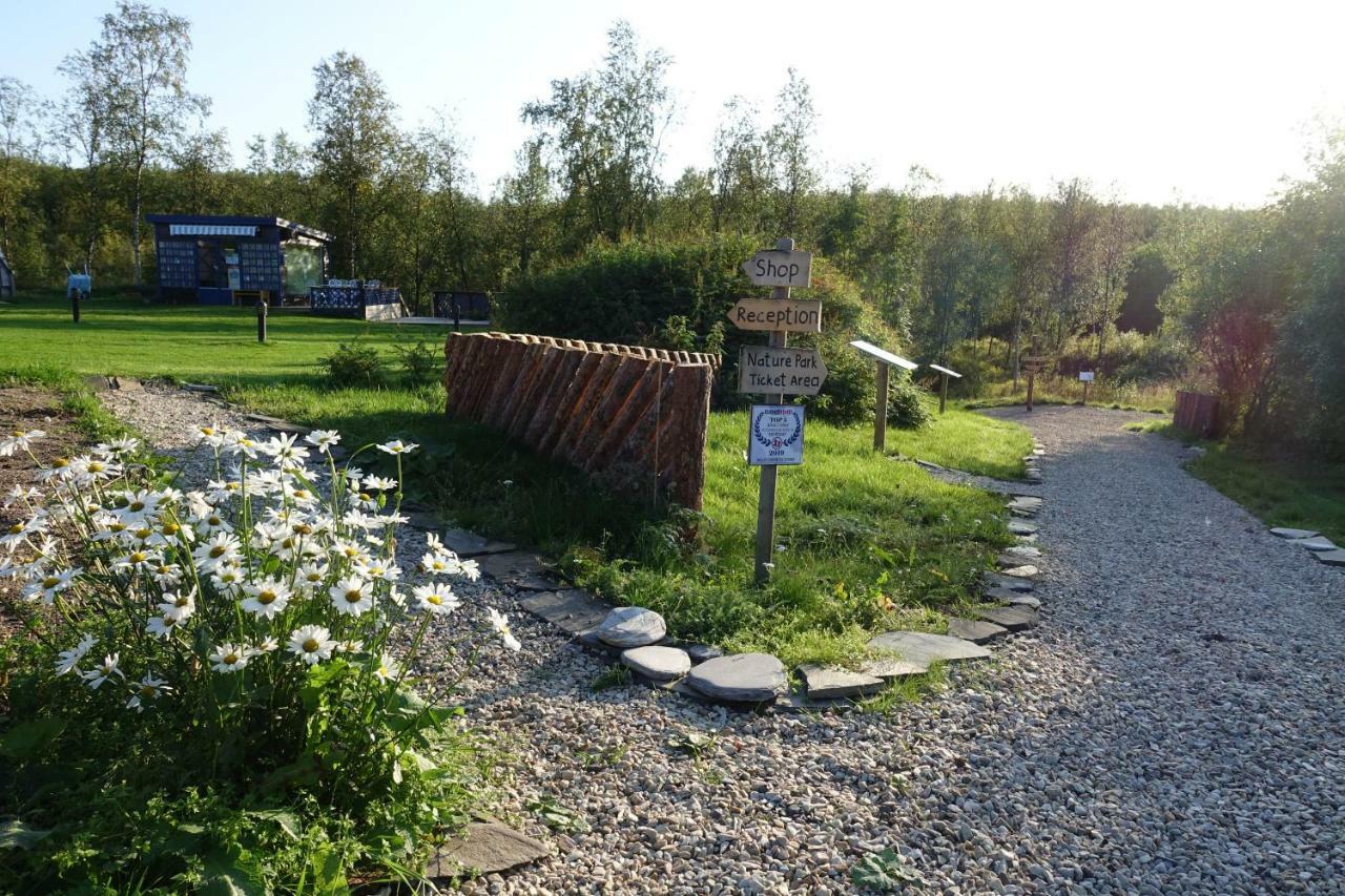 Hotel Wild Caribou Dome Lakselv Exteriér fotografie